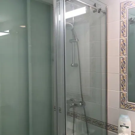 בית הארחה Enjoy Viana - 3*