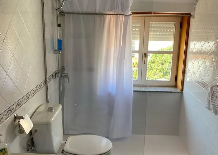 エンジョイ ヴィアナ ゲスト ハウス 3* ビアナドカステロ